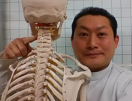 頸椎の歪みが原因で起こる症状